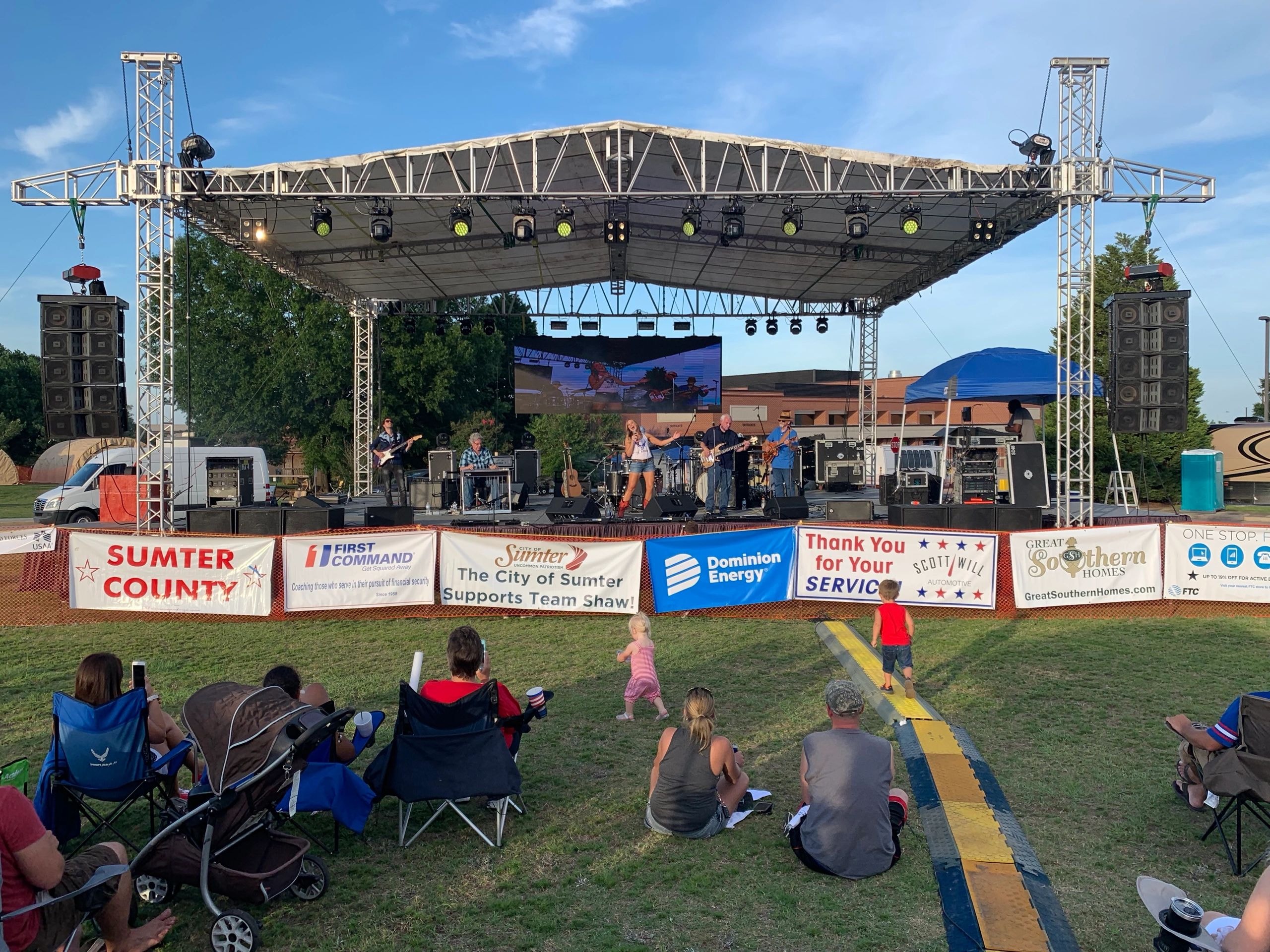 QSELLC outdoor stage production